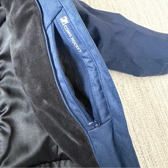 Helly Hansen women’s young adults winter parka like new - Picture 6 of 9